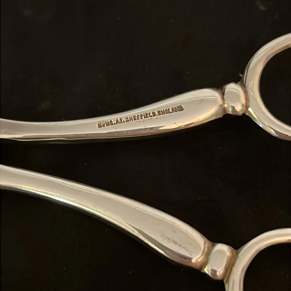 Vintage Sheffield Elegant Silver plate pastry Serving Tongs